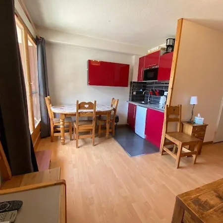 2* Confort 5 Pers, Balcon, Centre De Brides-les-bains, Proche Thermes & Telecabine - Fr-1-512-137 아파트