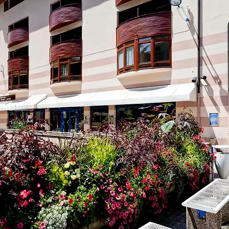 아파트 2* Confort 5 Pers, Balcon, Centre De Brides-les-bains, Proche Thermes & Telecabine - Fr-1-512-137